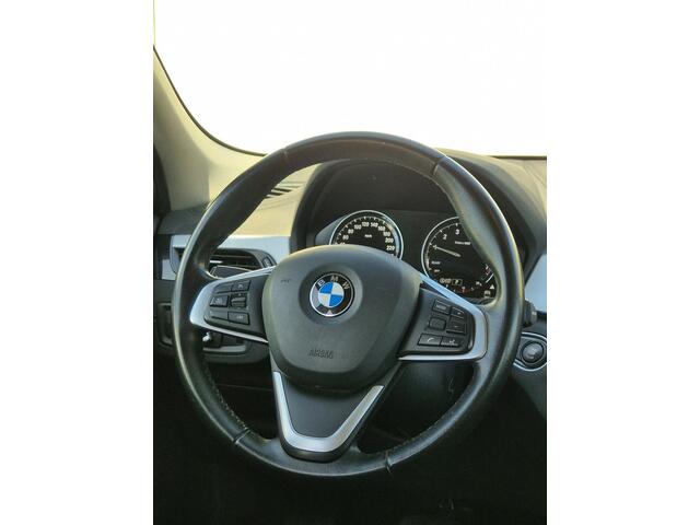 BMW X2 sDrive18i High Executive TREKHAAK!