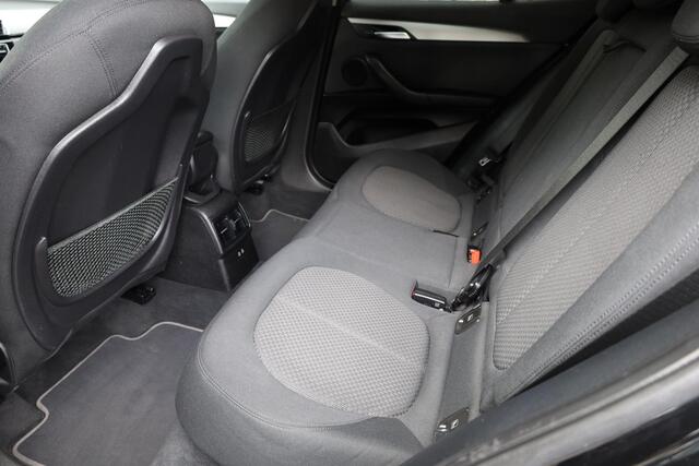 BMW X2 1.8i sDrive Lefhebber Edition STOELVERW. ELEC-KLEP CRUISE CLIMA NAVI 2XPDC 18''LMV NETTE AUTO!