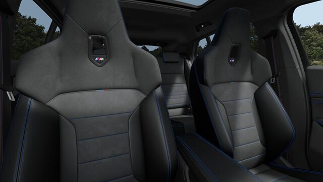 BMW X2 iX2 eDrive20 M Sport / Panoramadak / Trekhaak / M Sportstoelen / Parking Assistant Plus / Head-Up / M Adaptief onderstel / Stuurverwarming / Comfort Access