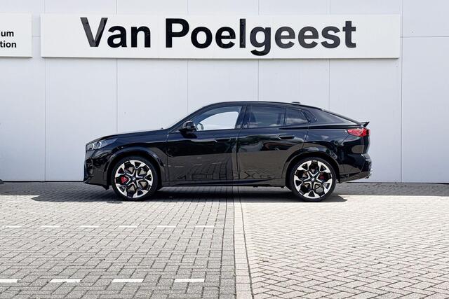 BMW X2 sDrive20i | M Sport | Panoramadak | Trekhaak | Comfort Access