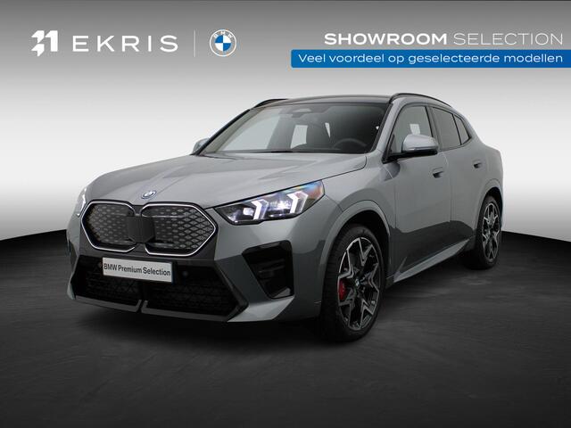 BMW X2 iX2 eDrive20 M Sportpakket Pro | Innovation Pack | Comfort Pack | Stuurwielrand Verwarmd | Comfort Access | Trekhaak | Panoramadak | Elektrisch Verstelbare Sportstoelen | Driving Assistant Plus | Head-Up Display | Harman Kardon | 20''