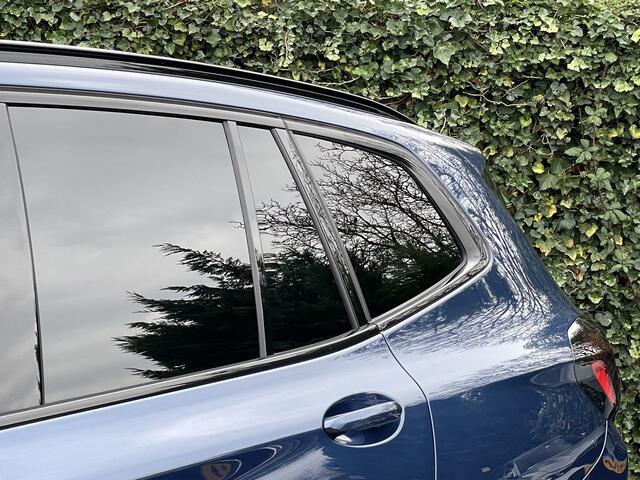 BMW X3 xDrive30e | M-Sport | Panorama | Harman/kardon | Elek. stoelverst. | Getint glas