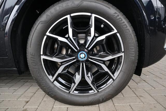 BMW X3 xDrive30e High Executive M-Sportpakket / Panoramadak / Harman Kardon / Head-Up Display