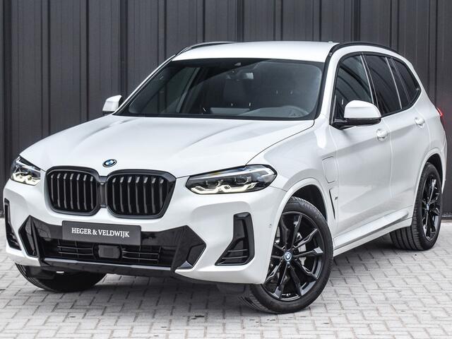 BMW X3 xDrive30e HIGH EXECUTIVE | M-SPORT | ACTIVE CRUISE | TREKHAAK | SHADOW-LINE | SPORT SEATS | CAMERA | DAB+ | HIFI SOUND | GESTURE CONTROL |