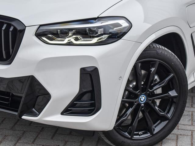 BMW X3 xDrive30e HIGH EXECUTIVE | M-SPORT | ACTIVE CRUISE | TREKHAAK | SHADOW-LINE | SPORT SEATS | CAMERA | DAB+ | HIFI SOUND | GESTURE CONTROL |