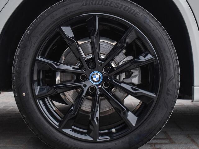 BMW X3 xDrive30e HIGH EXECUTIVE | M-SPORT | ACTIVE CRUISE | TREKHAAK | SHADOW-LINE | SPORT SEATS | CAMERA | DAB+ | HIFI SOUND | GESTURE CONTROL |