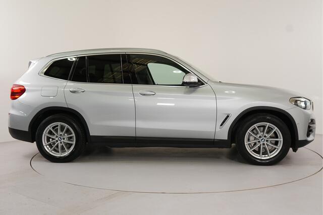 BMW X3 xDrive30e Advantage | Panorama | 360 Camera | Parkeerhulp |