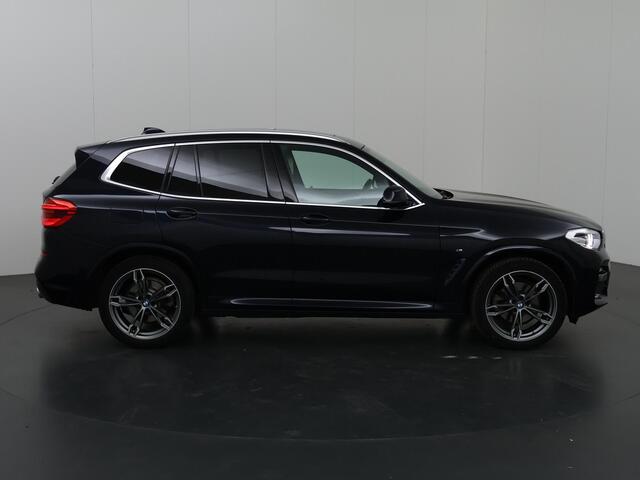 BMW X3 xDrive20i High Executive | M-Sport | Panoramadak | Trekhaak Elekt. Inklapbaar | Lederen Bekleding | Head Up | Navigatie | Parkeercamera | 2400kg Trekkracht |