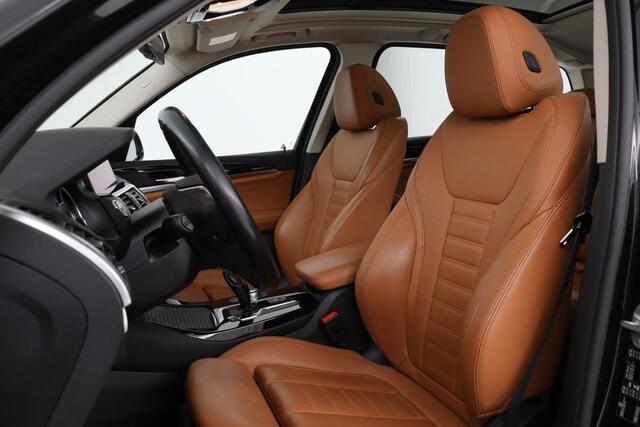 BMW X3 sDrive18d High Executive | Panoramadak | Leder | Stoelverwarming | Full LED | Sportstoelen | Carplay | Navigatie | Camera | Park Assist