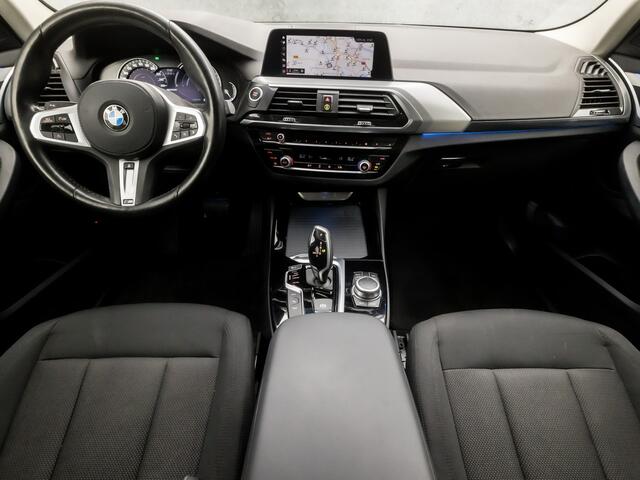 BMW X3 xDrive30e Sportline 293Pk Automaat (GROOT NAVI, M STUUR, DEALER ONDERHOUDEN, SFEERVERLICHTING, STUURWIEL VERWARMD, SPORTSTOELEN, GETINT GLAS, CRUISE, NIEUWE APK, NIEUWSTAAT)