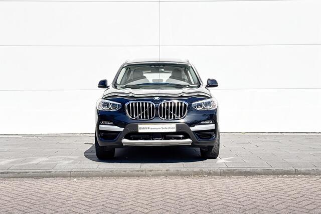 BMW X3 xDrive20i High Executive | Trekhaak | Head-Up Display