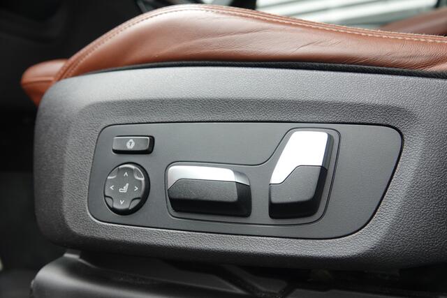 BMW X3 M40i xDrive High Executive M-Sport | Pano | HUD | Trekhaak | ACC | H&K | Memory | 360 | Adaptive |
