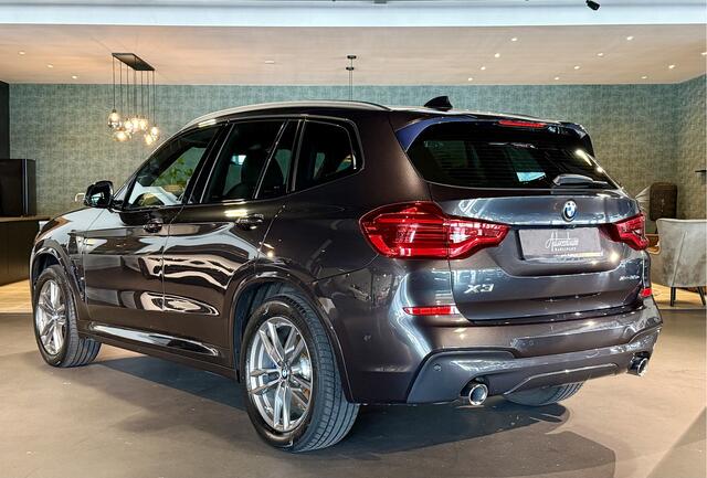 BMW X3 xDrive30e High Exe M-Pakket I Pano I Camera
