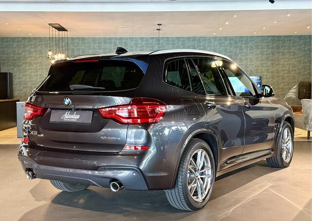 BMW X3 xDrive30e High Exe M-Pakket I Pano I Camera