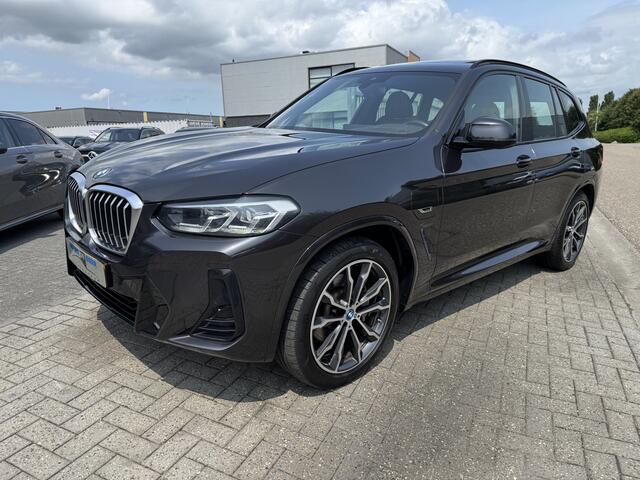 BMW X3 xDrive30e M sport Pano-Dak | Keyless | Leer | Stoel en Stuurverw. |
