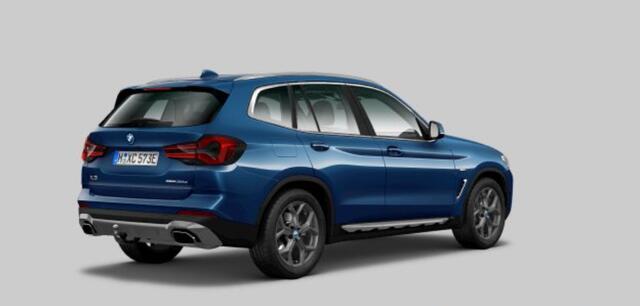 BMW X3 xDrive30e High Executive Trekhaak - Panoramadak - Parking/Driving Assistant - Comfort Access - Head up - Hifi - Elektrisch verwarmde/verstelbare stoelen - Ambiance verlichting - Geluiddempende zijruiten -