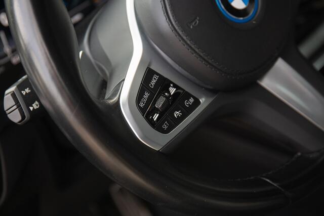 BMW X3 xDrive30e High Executive M-sport , Adap. cruise, Harman/Kardon, Pano dak, HUD, Keyless entry,