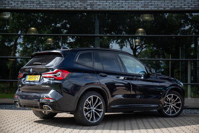 BMW X3 xDrive30e High Executive M-sport , Adap. cruise, Harman/Kardon, Pano dak, HUD, Keyless entry,