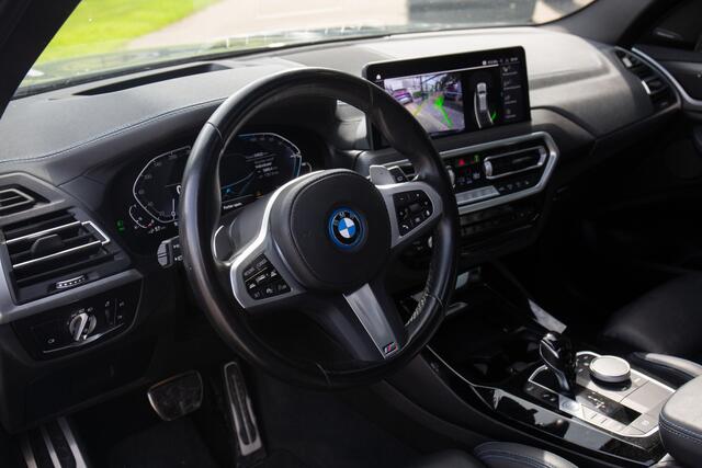 BMW X3 xDrive30e High Executive M-sport , Adap. cruise, Harman/Kardon, Pano dak, HUD, Keyless entry,