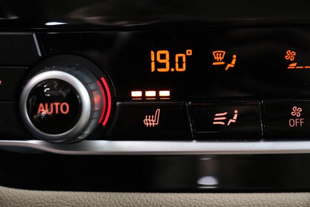 BMW X3 xDrive30e High Executive | Leder | 360 Camera | Electr stoelen | Head up display | Climate Control | Navigatie |
