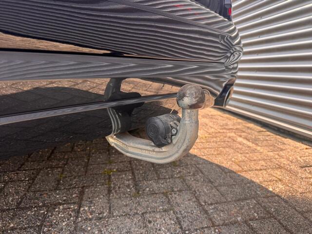 BMW X3 xDrive30e High Executive M Sport Panoramdak Trekhaak Leder LED