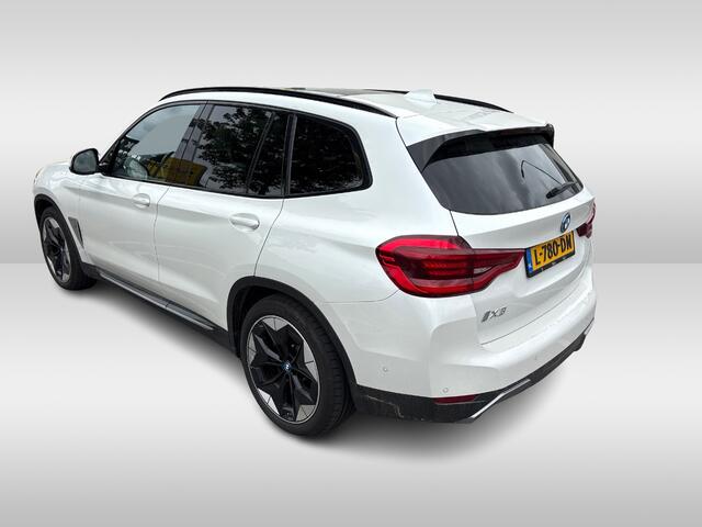 BMW X3 iX3 High Executive 80 kWh / Trekhaak / Panoramadak / 360Camera / Head-up / 20'' / Leder / Harman Kardon / Navigatie / Memory seats / Dodehoek / DAB / Stoelverwarming / Cruise Control Adaptief