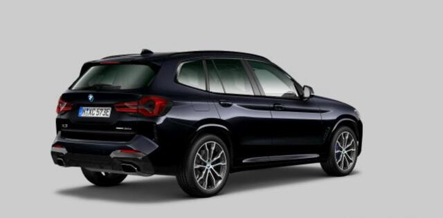 BMW X3 xDrive30e High Executive M Sport - Panoramadak - Comfort Access - Parking/Driving Assistant - Head up - Harman Kardon - Ambiance verlichting - Getinte/geluiddempende Ruiten - Elektrisch verwarmde voorstoelen -