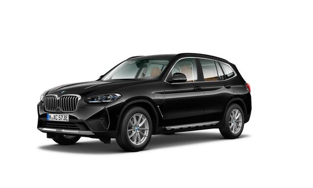 BMW X3 xDrive30e High Executive Trekhaak - Head up - Parking/Driving Assistant - Stuurwielrand verwarmd - Ambient Air pakket - Comfort Access - Active Protection - Hifi - Elektrisch verwarmde voorstoelen -