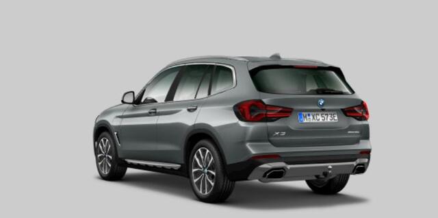 BMW X3 xDrive30e High Executive Trekhaak - Panoramadak - Parking/Driving Assistant - Active Protection - Head up - Hifi - Comfort Access - Getinte Ruiten - Elektrisch verwarmde voorstoelen - BMW Laserlight -