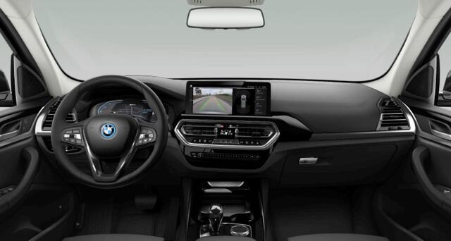 BMW X3 xDrive30e High Executive Trekhaak - Panoramadak - Parking/Driving Assistant - Active Protection - Head up - Hifi - Comfort Access - Getinte Ruiten - Elektrisch verwarmde voorstoelen - BMW Laserlight -