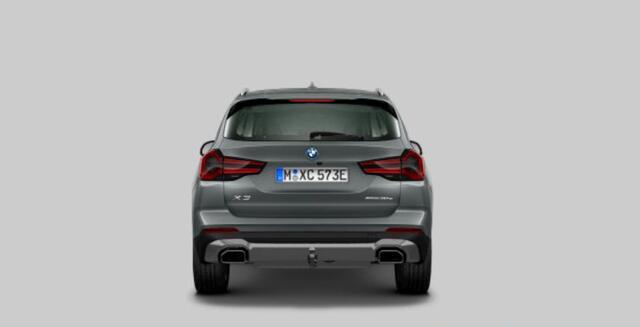 BMW X3 xDrive30e High Executive Trekhaak - Panoramadak - Parking/Driving Assistant - Active Protection - Head up - Hifi - Comfort Access - Getinte Ruiten - Elektrisch verwarmde voorstoelen - BMW Laserlight -