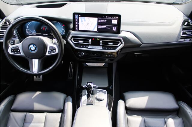 BMW X3 xDrive30e High M-Sport | M-Seats | H/K | Pano