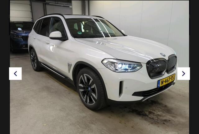 BMW X3 iX3 Executive 80 kWh | Panoramadak | NL-Auto | Camera |