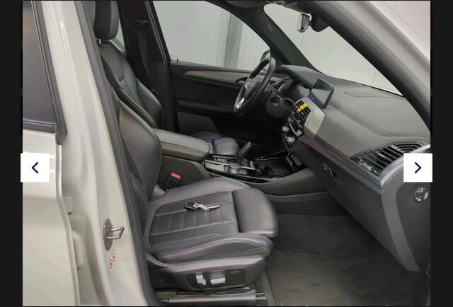 BMW X3 iX3 High Executive 80 kWh | Panoramadak | Trekhaak | NL- Auto | Camera