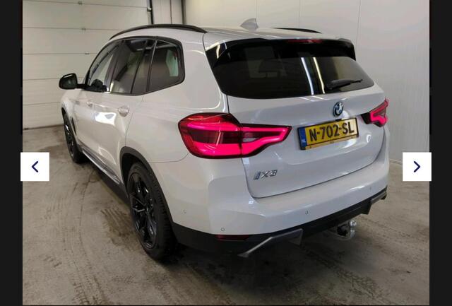 BMW X3 iX3 High Executive 80 kWh | Panoramadak | Trekhaak | NL- Auto | Camera