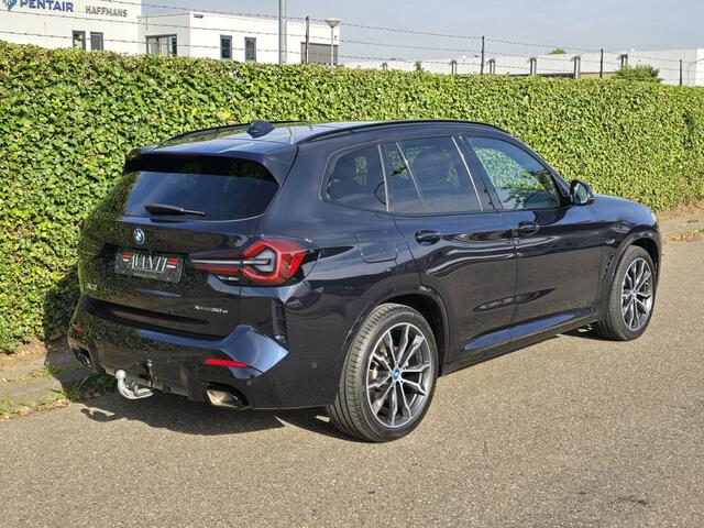 BMW X3 xDrive30e M-SPORT PAKKET INT. EN EXT. 292 PK PANO NAVI FACELIFT MODEL 2022 VIRTUAL COCKPIT STOELVERWARMING