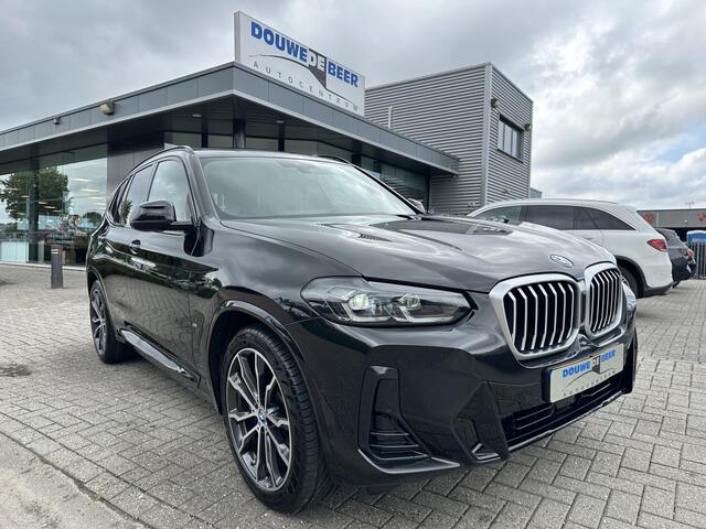 BMW X3 xDrive30e M sport Pano-Dak | M Stoelen | Keyless | HUD | Adapt. Cruise |