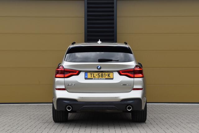 BMW X3 xDrive20i High Executive * M Sportpakket * Head-up * Trekhaak * 20 Inch * Keyless *