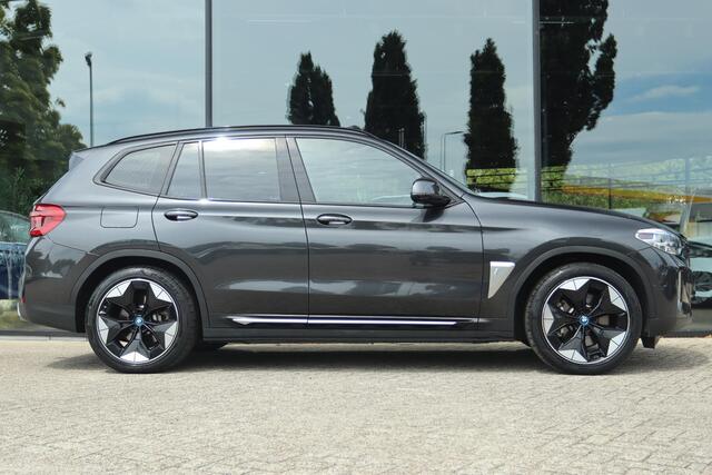 BMW X3 iX3 HIGH EXECUTIVE 80KWH SHADOW LINE | HUD | PANO | TREKHAAK | LEDER | FULL LED | 360 CAMERA | MEMORY | CARPLAY