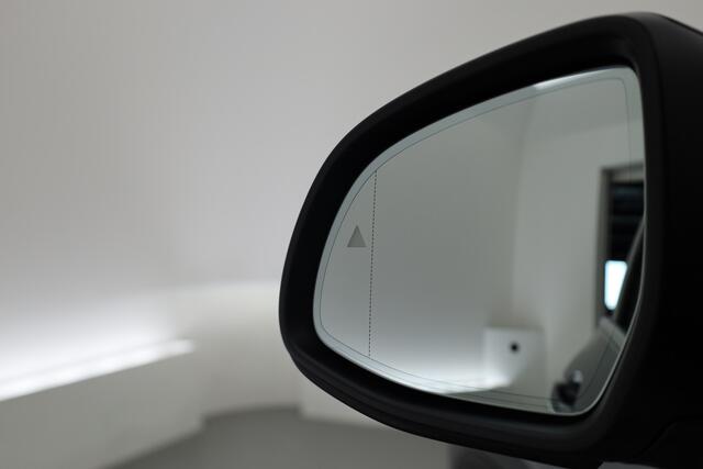 BMW X3 xDrive30e | Pano | HUD | 360cam | Elek. trekhaak | Stoel- Stuurverw. | Keyless | Leder