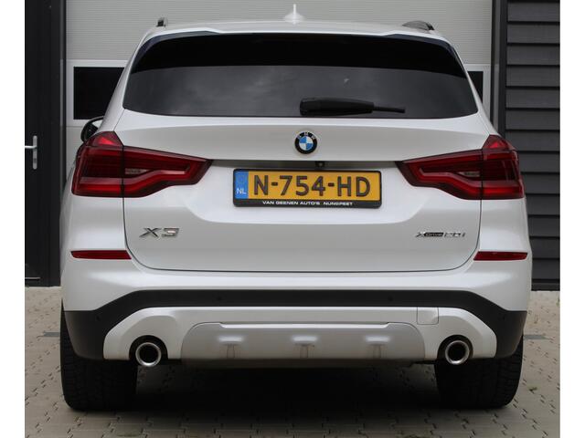 BMW X3 xDrive20i High Executive | Panoramadak | Zwarte hemel | HUD