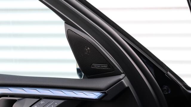 BMW X3 30e xDrive M-Sport Pro | Stoelventilatie | Harman/Kardon | Panoramadak | Trekhaak