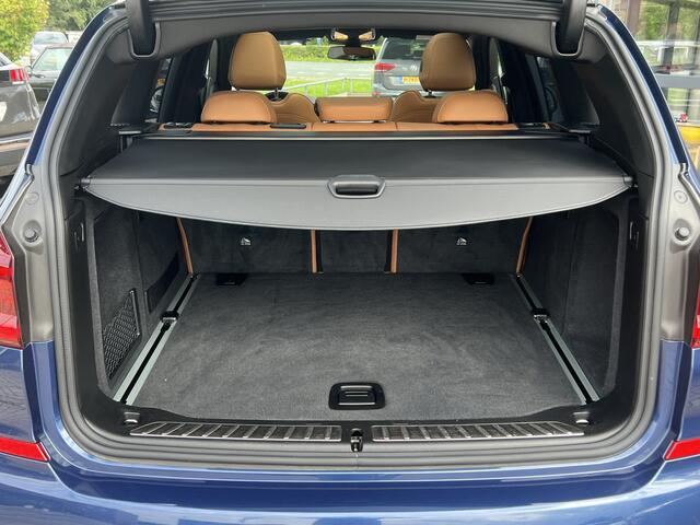 BMW X3 xDrive 30d High Executive M-Sport Navi Prof Panoramadak Trekhaak Leer Elek Sport Stoelen Camera DAB 20 Inch Harman Kardon Head UP Carplay NL Auto