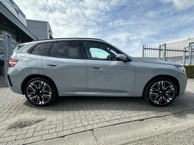 BMW X3 30e xDrive M Sport New Model Direct leverbaar Pano-Dak | Trekhaak | Leer | Stuurverw. | Stoelventilatie en Verwarming