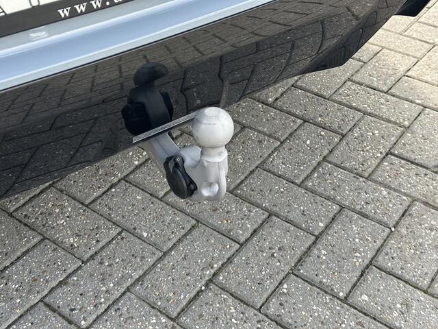 BMW X3 30e xDrive M Sport New Model Direct leverbaar Pano-Dak | Trekhaak | Leer | Stuurverw. | Stoelventilatie en Verwarming
