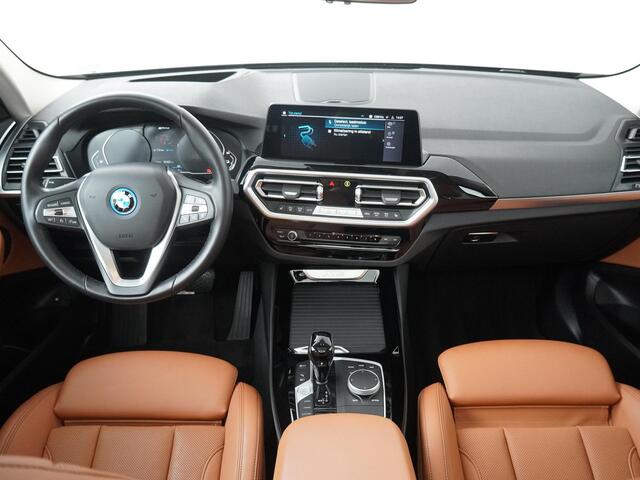 BMW X3 xDrive30e High Executive | Panoramadak | Head-Up |