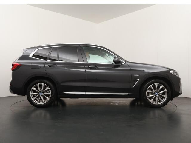 BMW X3 xDrive30e High Executive | Panoramadak | Head-Up |