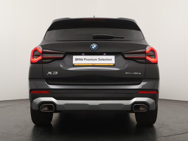 BMW X3 xDrive30e High Executive | Panoramadak | Head-Up |