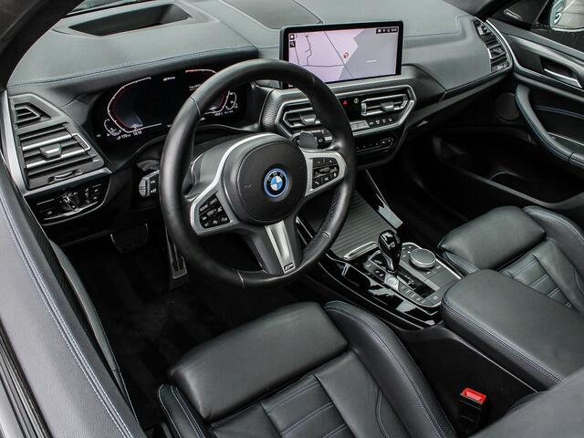 BMW X3 xDrive30e 292PK High Executive M-Sport | SCHAALSTOELEN | HEAD-UP | PANO | HARMAN KARDON | SHADOWLINE |