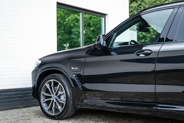 BMW X3 xDrive30e M-Sport Laser Trekhaak Leder 11.561km